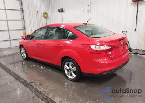 2014 Ford Focus Se z USA, uszkodzony, nr VIN 1FADP3F27EL266294
